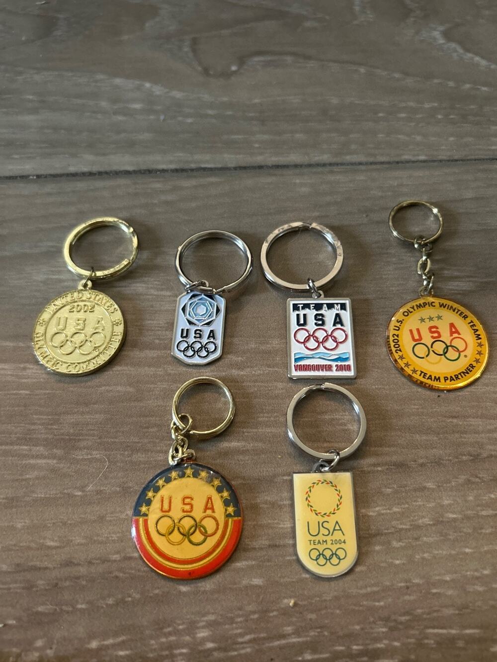 Lot of 6 key chains - Olympics from Early 2000s
